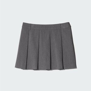 Uniqlo Gray Pleated Skirt